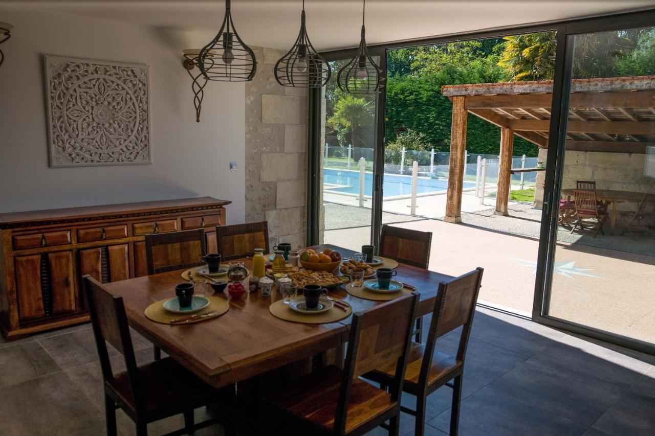 مبيت وإفطار Chaniers Les Cuves - Saintes المظهر الخارجي الصورة